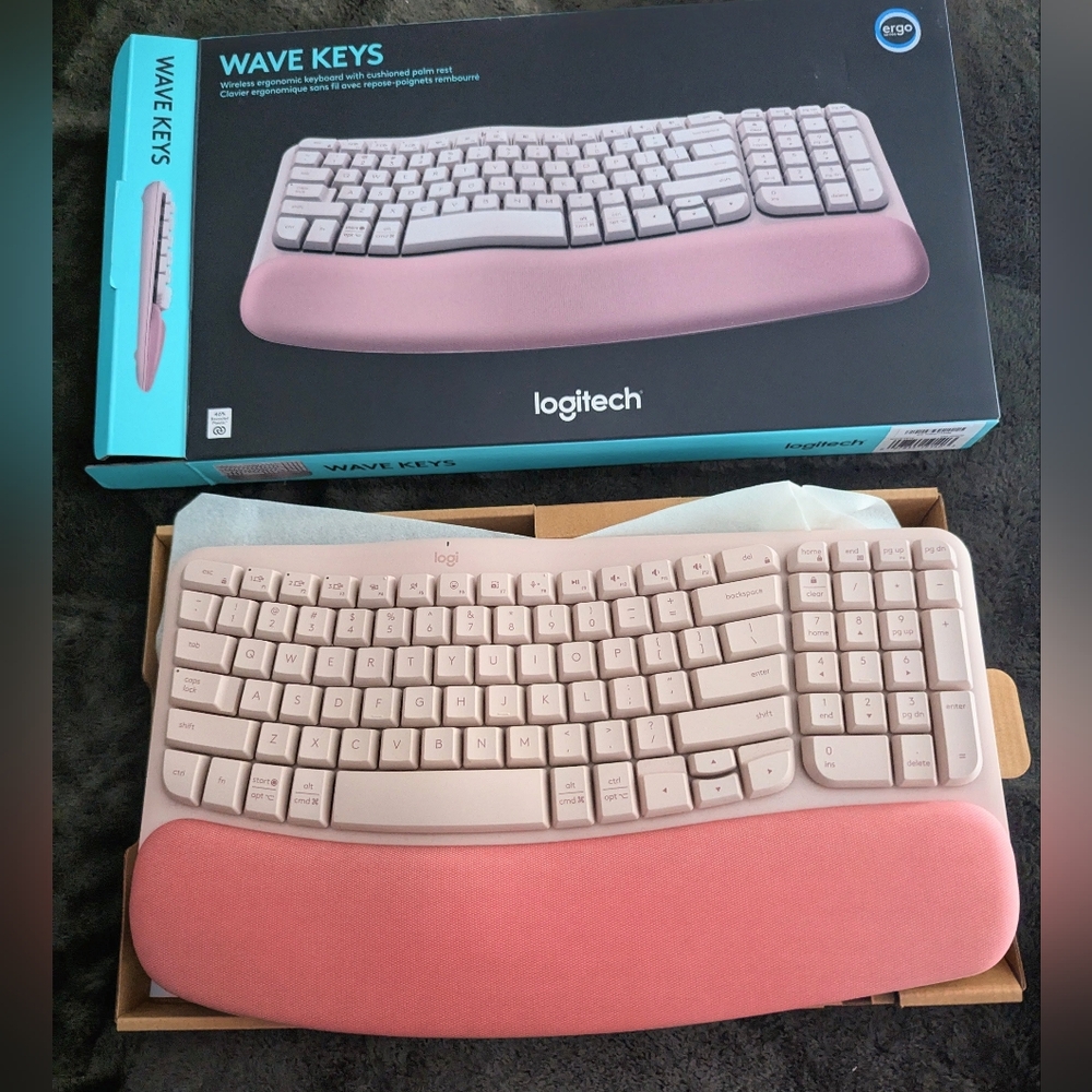 *NIB!* Logitech Wave Keys Bluetooth Keyboard In Pink! - Picture 2 of 5